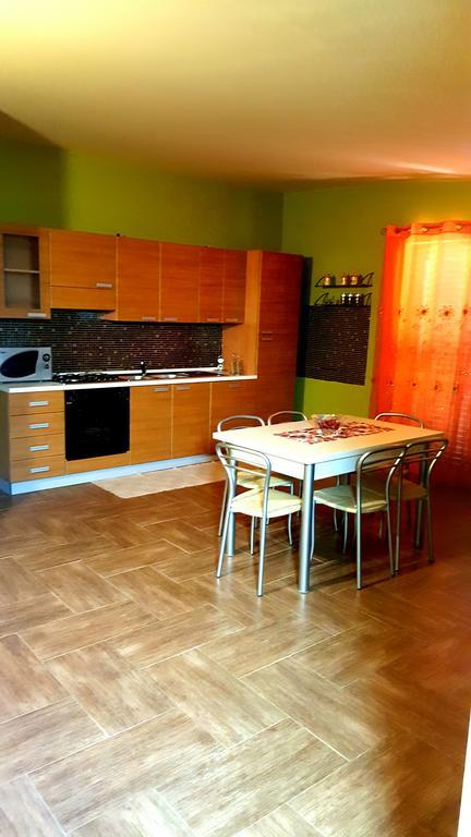 Appartamento Marinella Пицо Екстериор снимка